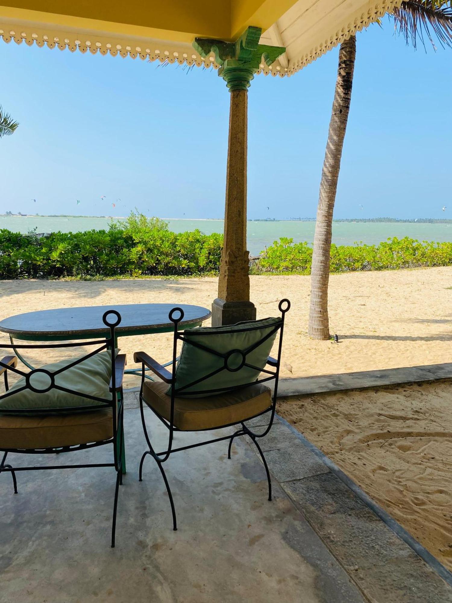 Villa Sethawadi Hotel And Kitesurf Centre Kalpitiya Exteriör bild