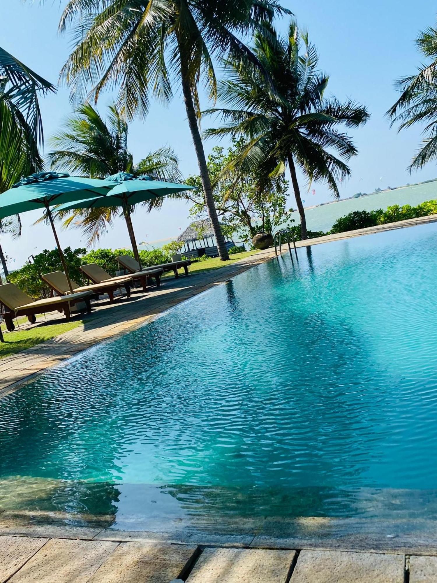 Villa Sethawadi Hotel And Kitesurf Centre Kalpitiya Exteriör bild