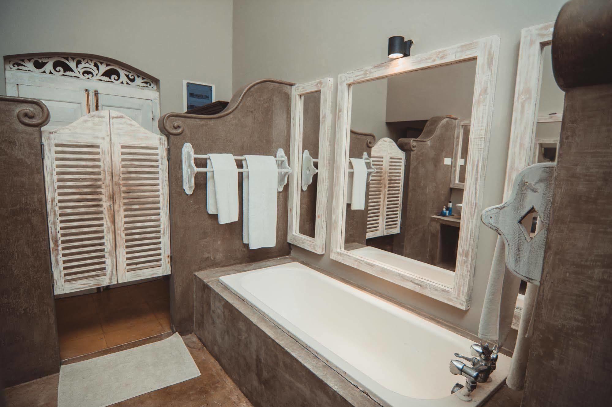 Villa Sethawadi Hotel And Kitesurf Centre Kalpitiya Exteriör bild
